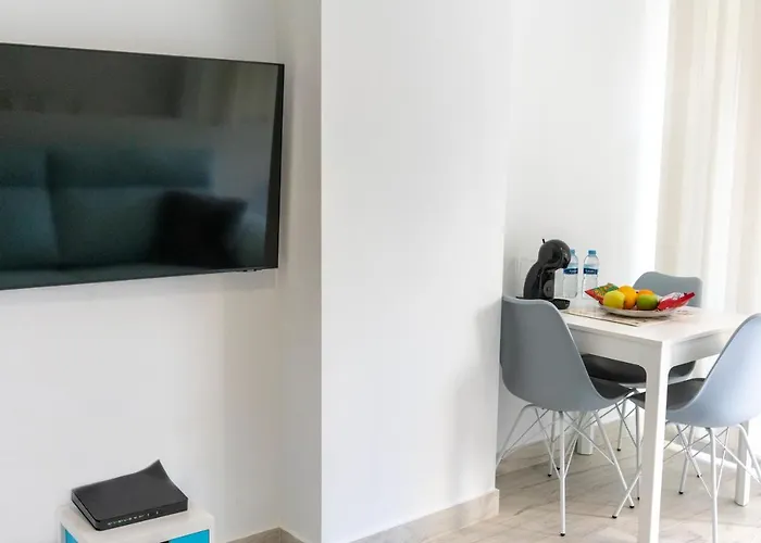 El Dorado 114 Luxury With Full Air-conditioning 4* بلايا ذي لاس أميريكاس